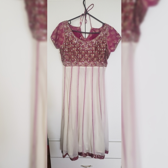 Indian wear - Picture 1 of 3